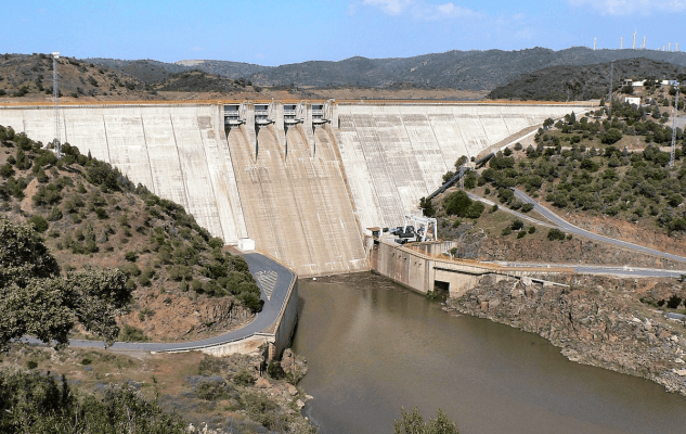 Barragem em nível de emergência: Quais as obrigações?